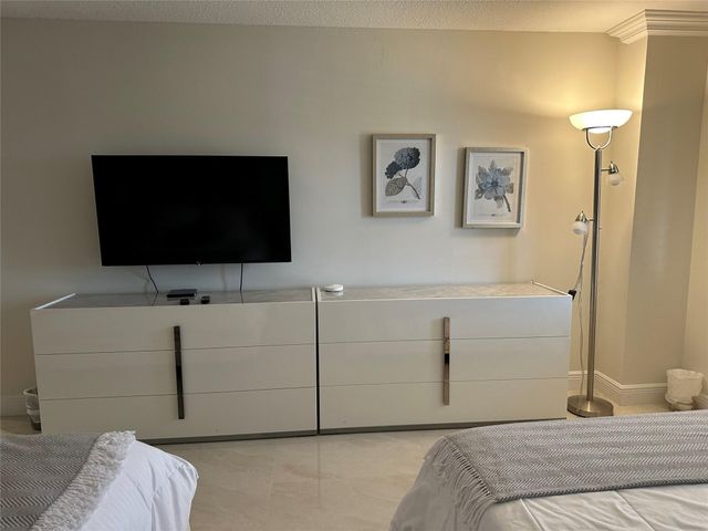4900 N Ocean Blvd Apt 912, Lauderdale By The Sea, FL 33308