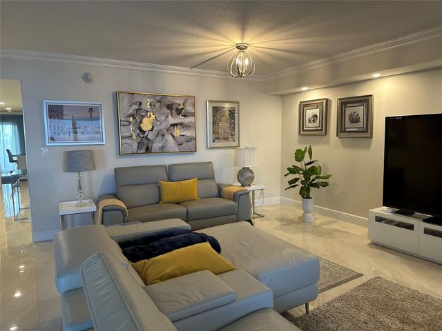 4900 N Ocean Blvd Apt 912, Lauderdale By The Sea, FL 33308