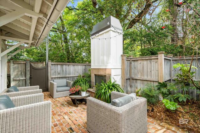 204 N Bayview Street, Fairhope, AL 36532