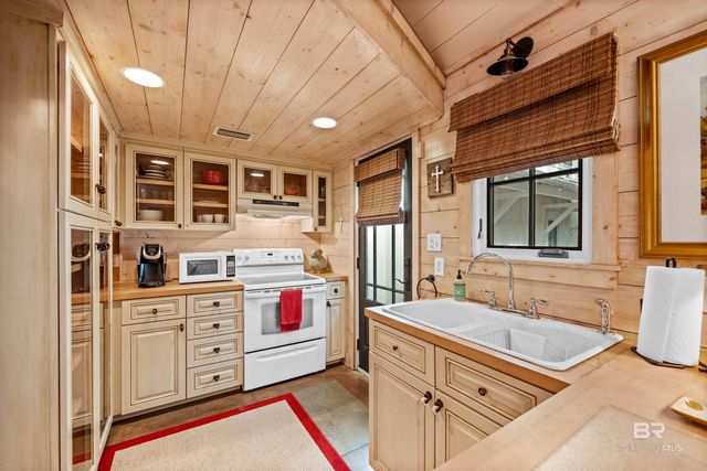 204 N Bayview Street, Fairhope, AL 36532