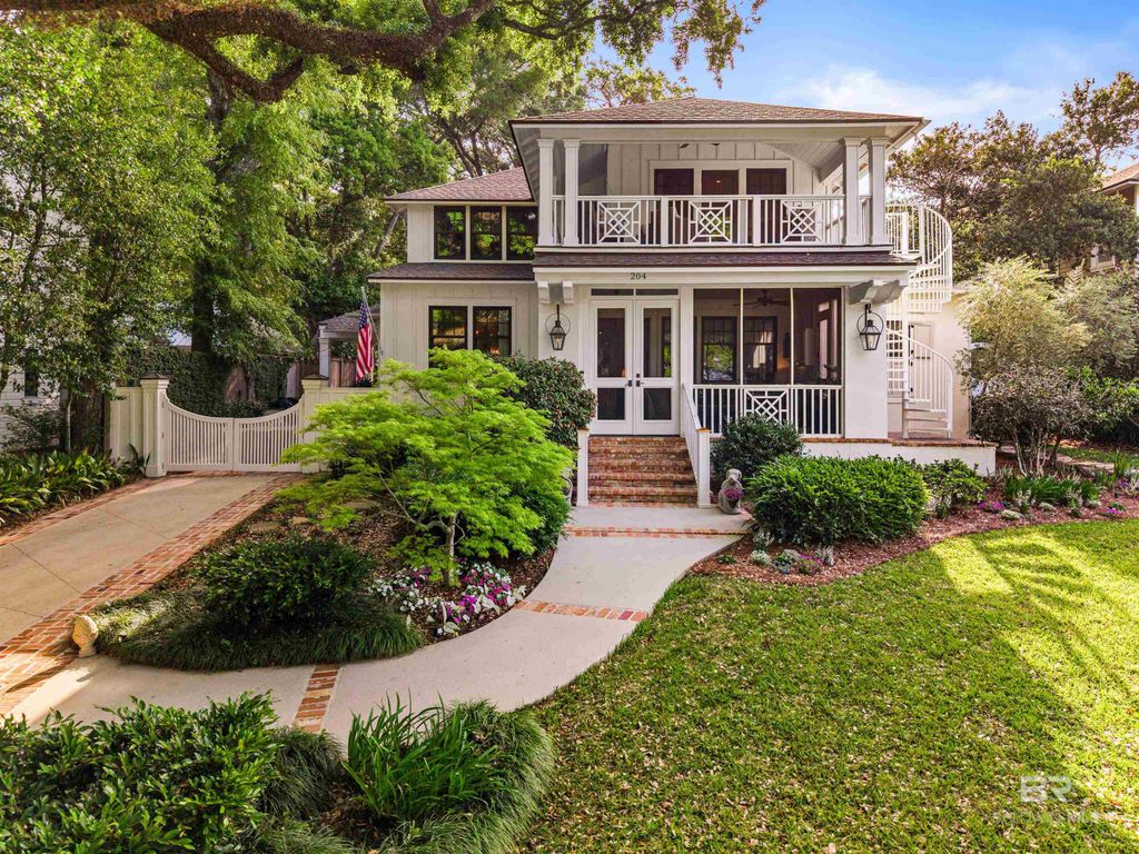 204 N Bayview Street, Fairhope, AL 36532