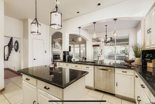 34 Sable, San Antonio, TX 78258