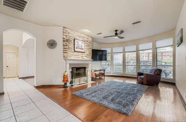 34 Sable, San Antonio, TX 78258