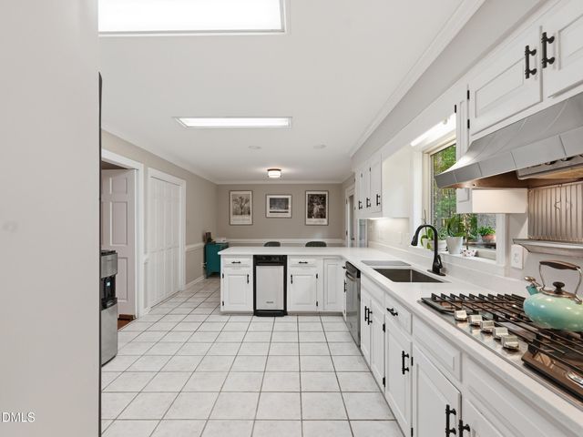 2001 Dove Lane, Clayton, NC 27527