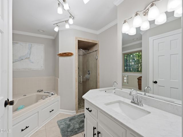 2001 Dove Lane, Clayton, NC 27527