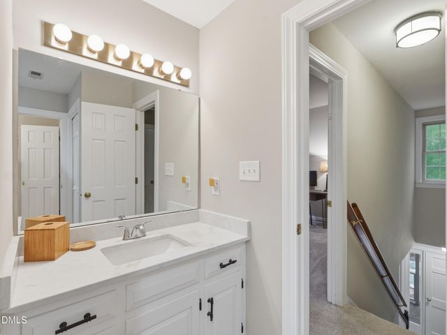 2001 Dove Lane, Clayton, NC 27527