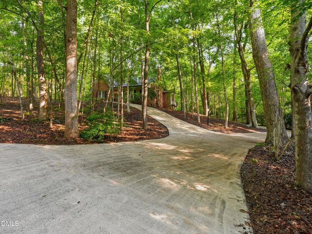 2001 Dove Lane, Clayton, NC 27527