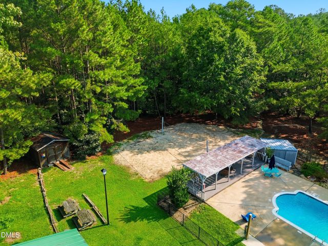 2001 Dove Lane, Clayton, NC 27527