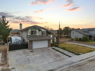 3812 Jonathon Court, Lancaster, CA 93536