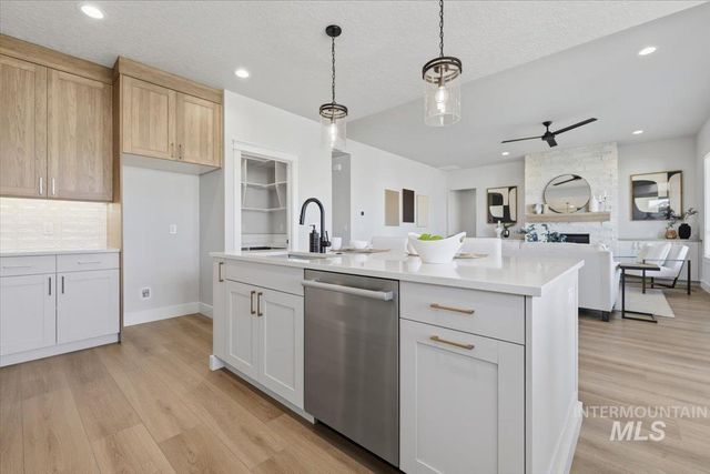 482 W Millstone St, Middleton, ID 83644