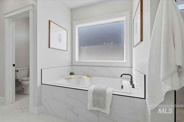 482 W Millstone St, Middleton, ID 83644