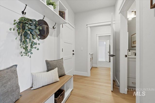 482 W Millstone St, Middleton, ID 83644