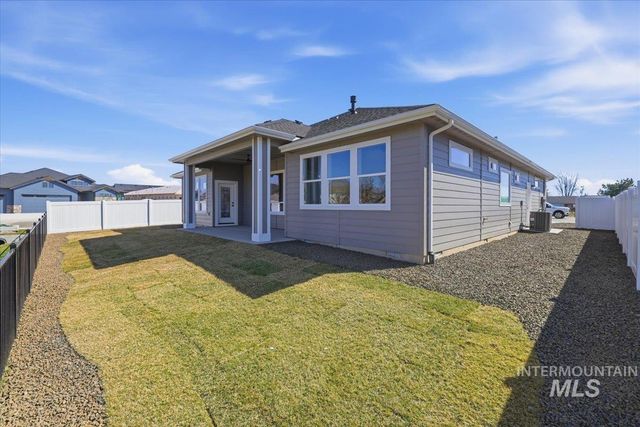 482 W Millstone St, Middleton, ID 83644
