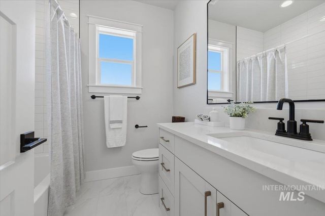 482 W Millstone St, Middleton, ID 83644