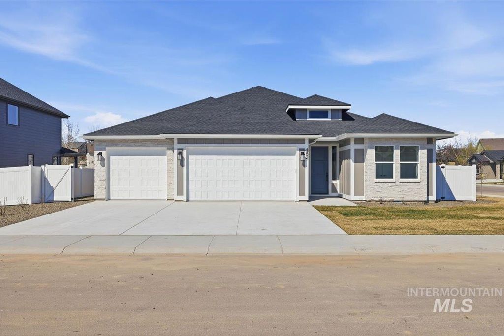 482 W Millstone St, Middleton, ID 83644