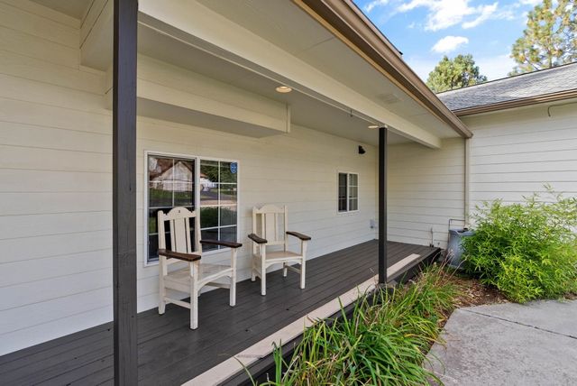 17811 N LARRY Ln, Colbert, WA 99005