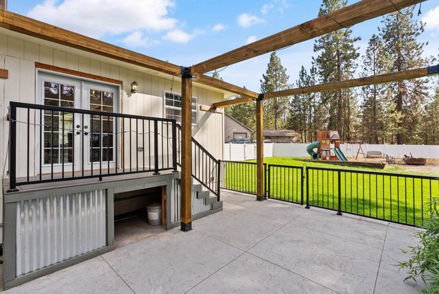 17811 N LARRY Ln, Colbert, WA 99005