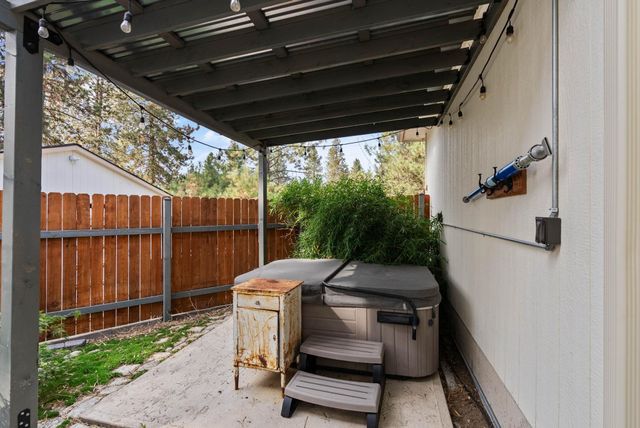 17811 N LARRY Ln, Colbert, WA 99005