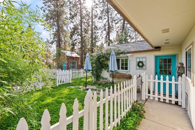 17811 N LARRY Ln, Colbert, WA 99005