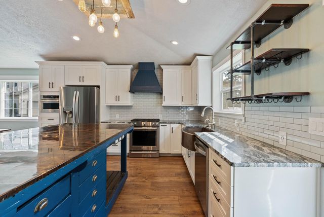 17811 N LARRY Ln, Colbert, WA 99005