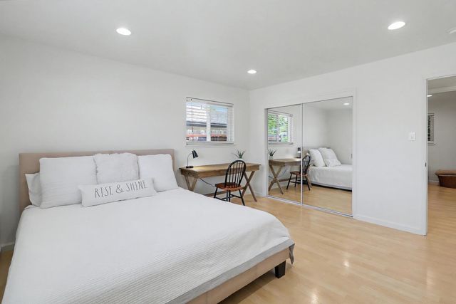 2032 Mission Ave, Carmichael, CA 95608