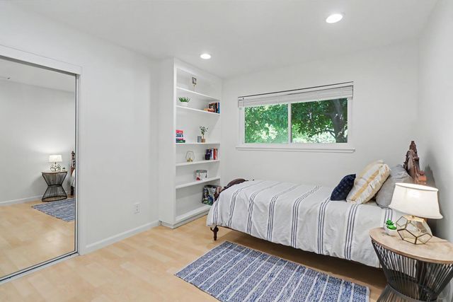 2032 Mission Ave, Carmichael, CA 95608