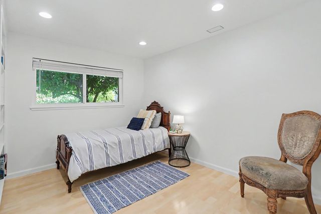 2032 Mission Ave, Carmichael, CA 95608