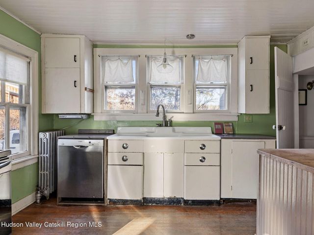 807 Lucas Avenue Extension, Hurley, NY 12443