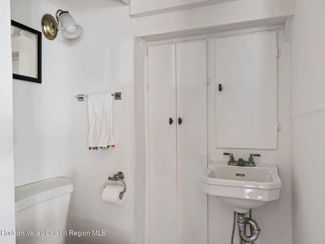 807 Lucas Avenue Extension, Hurley, NY 12443