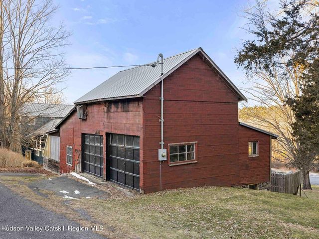 807 Lucas Avenue Extension, Hurley, NY 12443