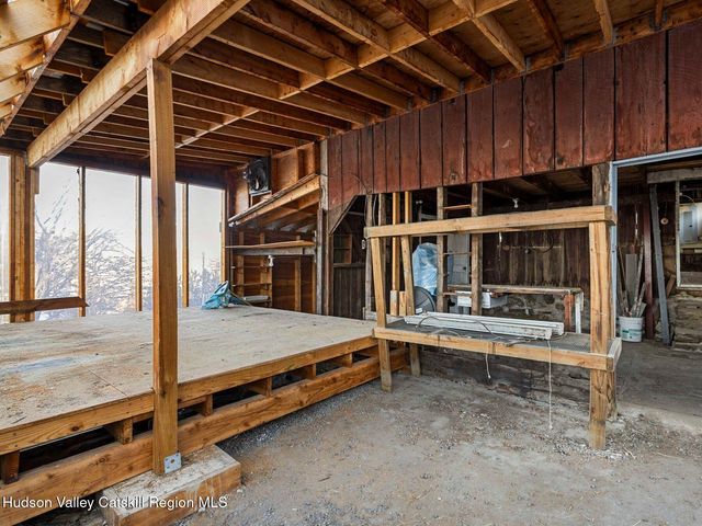 807 Lucas Avenue Extension, Hurley, NY 12443