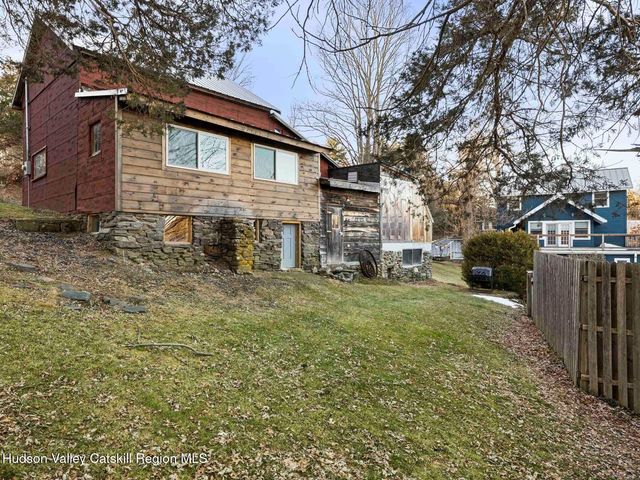 807 Lucas Avenue Extension, Hurley, NY 12443