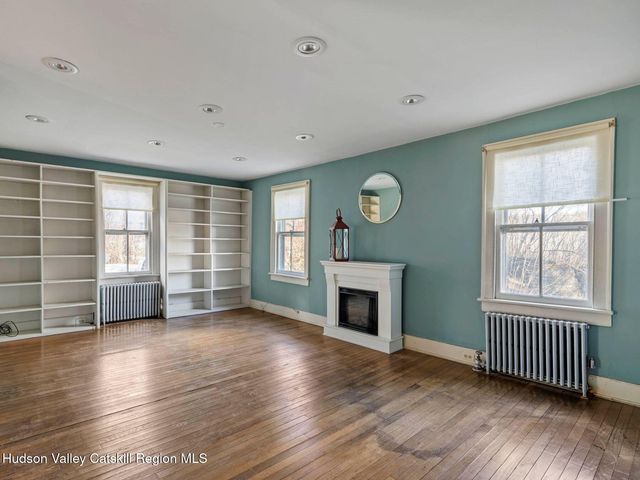 807 Lucas Avenue Extension, Hurley, NY 12443