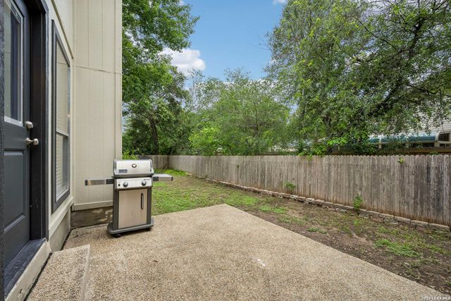 13606 Oak Cabin, San Antonio, TX 78232