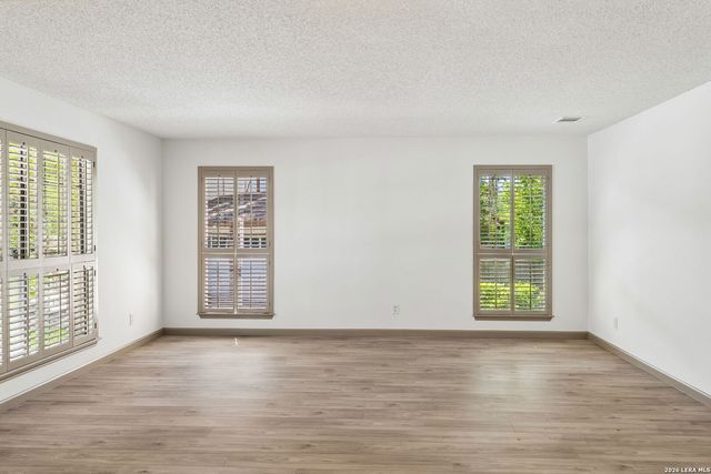 13606 Oak Cabin, San Antonio, TX 78232