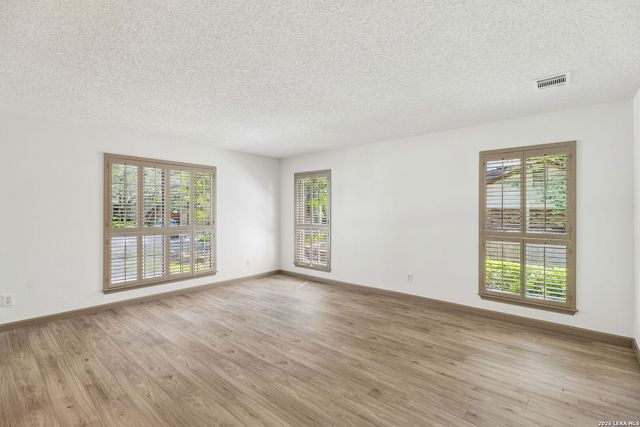 13606 Oak Cabin, San Antonio, TX 78232