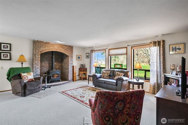 4304 83RD Avenue NE, Marysville, WA 98270