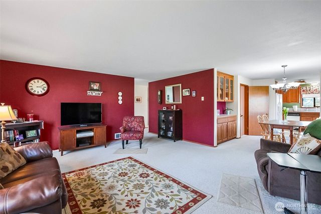 4304 83RD Avenue NE, Marysville, WA 98270