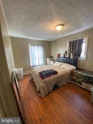 556 BEECH ST, Pottstown, PA 19464