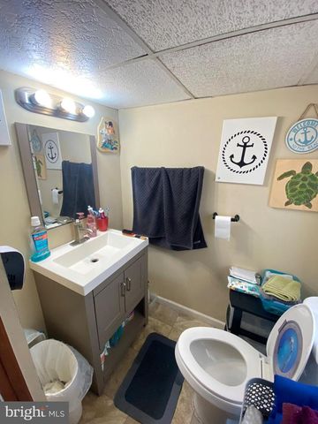 556 BEECH ST, Pottstown, PA 19464