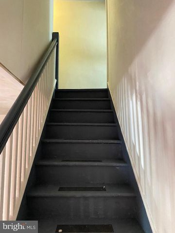 556 BEECH ST, Pottstown, PA 19464