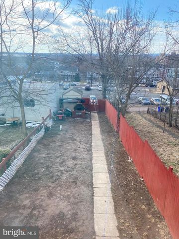 556 BEECH ST, Pottstown, PA 19464