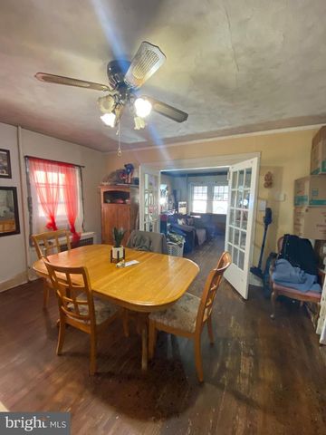 556 BEECH ST, Pottstown, PA 19464