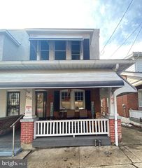 556 BEECH ST, Pottstown, PA 19464