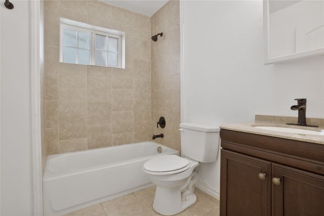 216 & 218 E Cherry Street, Sherman, TX 75090