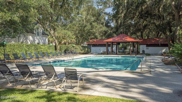 15 Petigru Drive, Beaufort, SC 29902