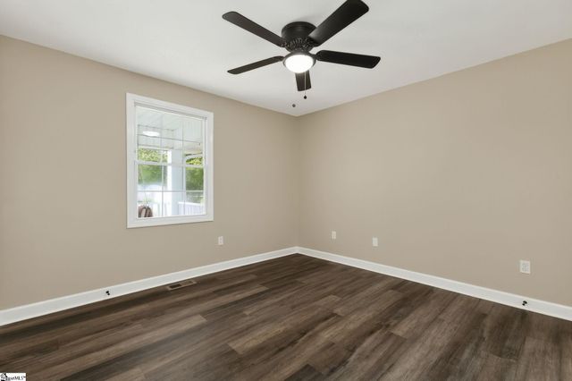 606 Old Williamston Road, Piedmont, SC 29673