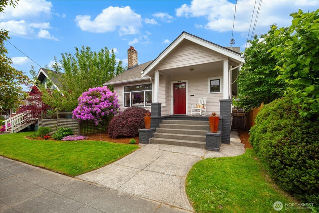 7529 32nd Avenue NW, Seattle, WA 98117