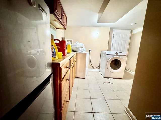 48.5 Wakeman Avenue, Newark, NJ 07104