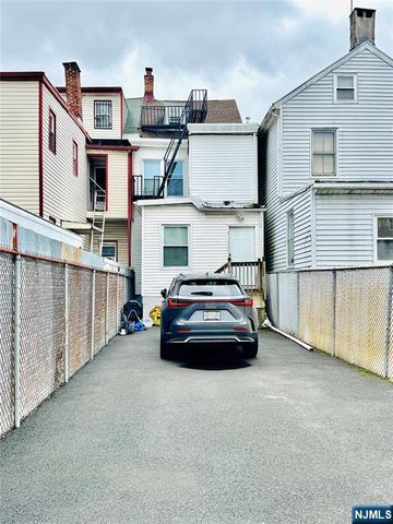 48.5 Wakeman Avenue, Newark, NJ 07104